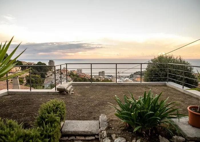 Le Petit Jardin Exotique Ferienhaus Beausoleil